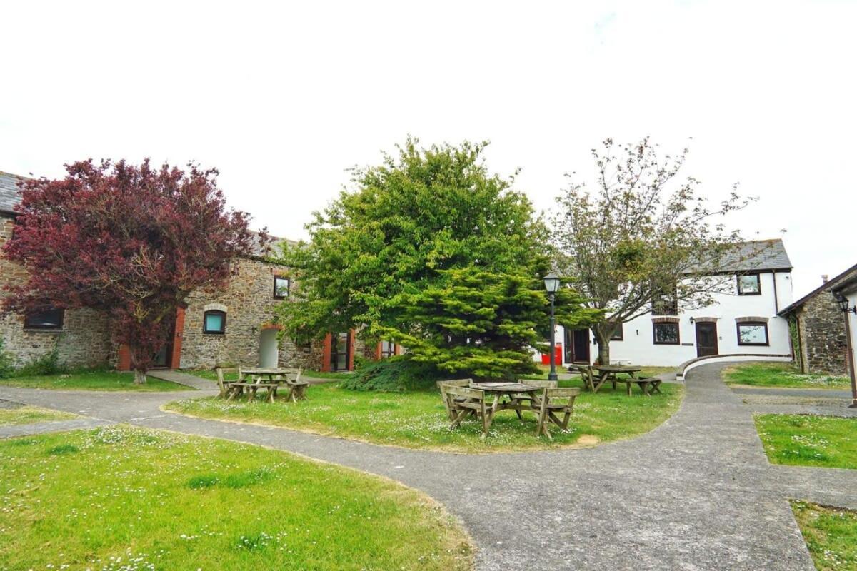 Lovely 2 Bedroom Coastal Cottage Near Bude Eksteriør billede
