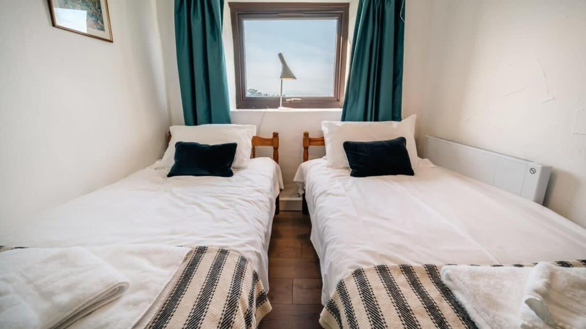 Lovely 2 Bedroom Coastal Cottage Near Bude Eksteriør billede